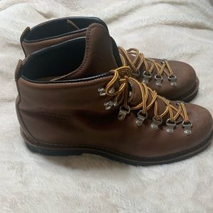 DANNER Men’s Mountain Light Timber Gore Tex Hiking Boot SZ 10